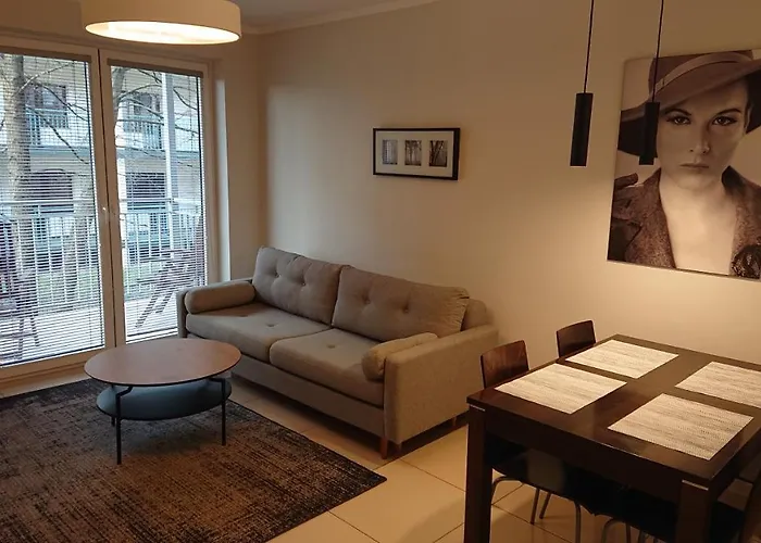 Jantar 3b W Darlowku Διαμέρισμα Darlowko